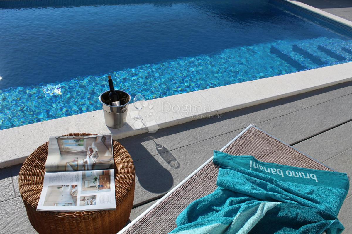 Casa Novi Vinodolski, 400m2