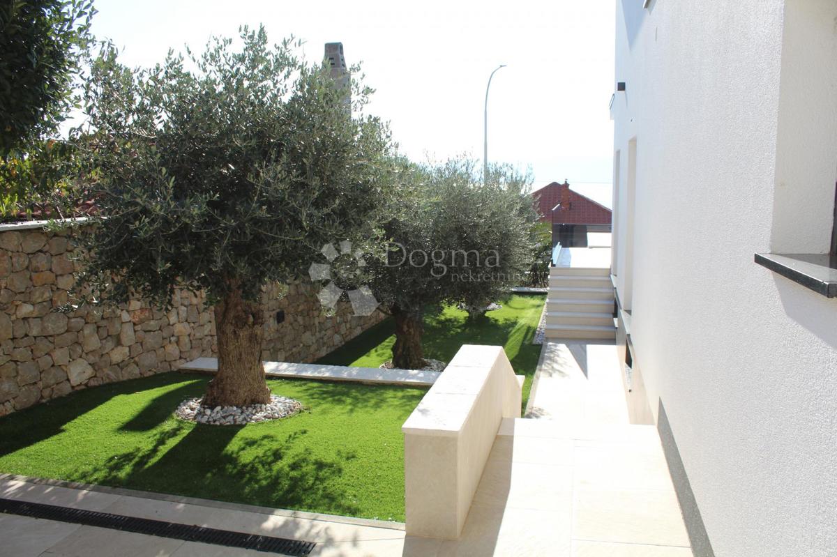 Casa Novi Vinodolski, 400m2