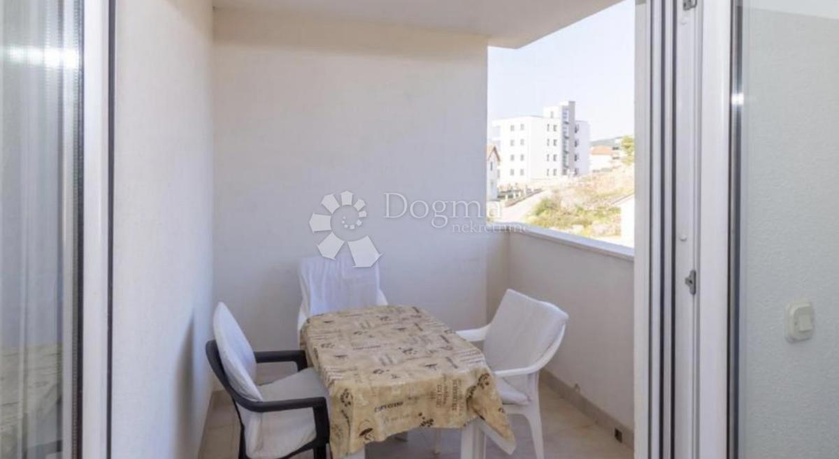 Allogio Okrug Gornji, Okrug, 45,30m2