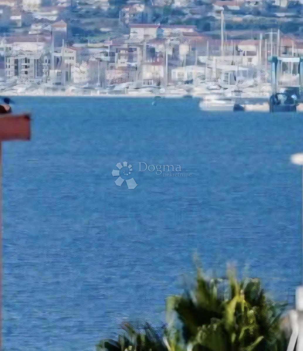 Allogio Okrug Gornji, Okrug, 45,30m2