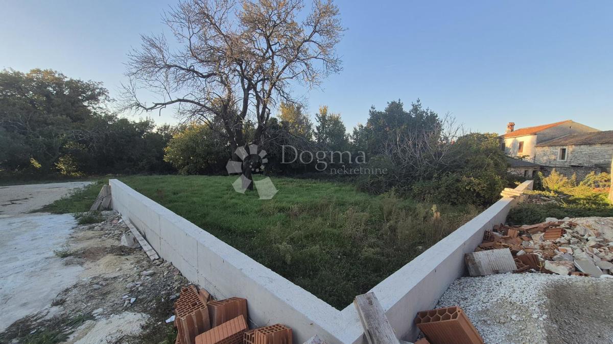 Terreno edificabile Kavran, Marčana, 933m2