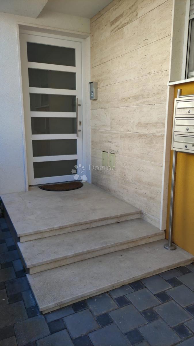 Allogio Mocire, Zadar, 92m2