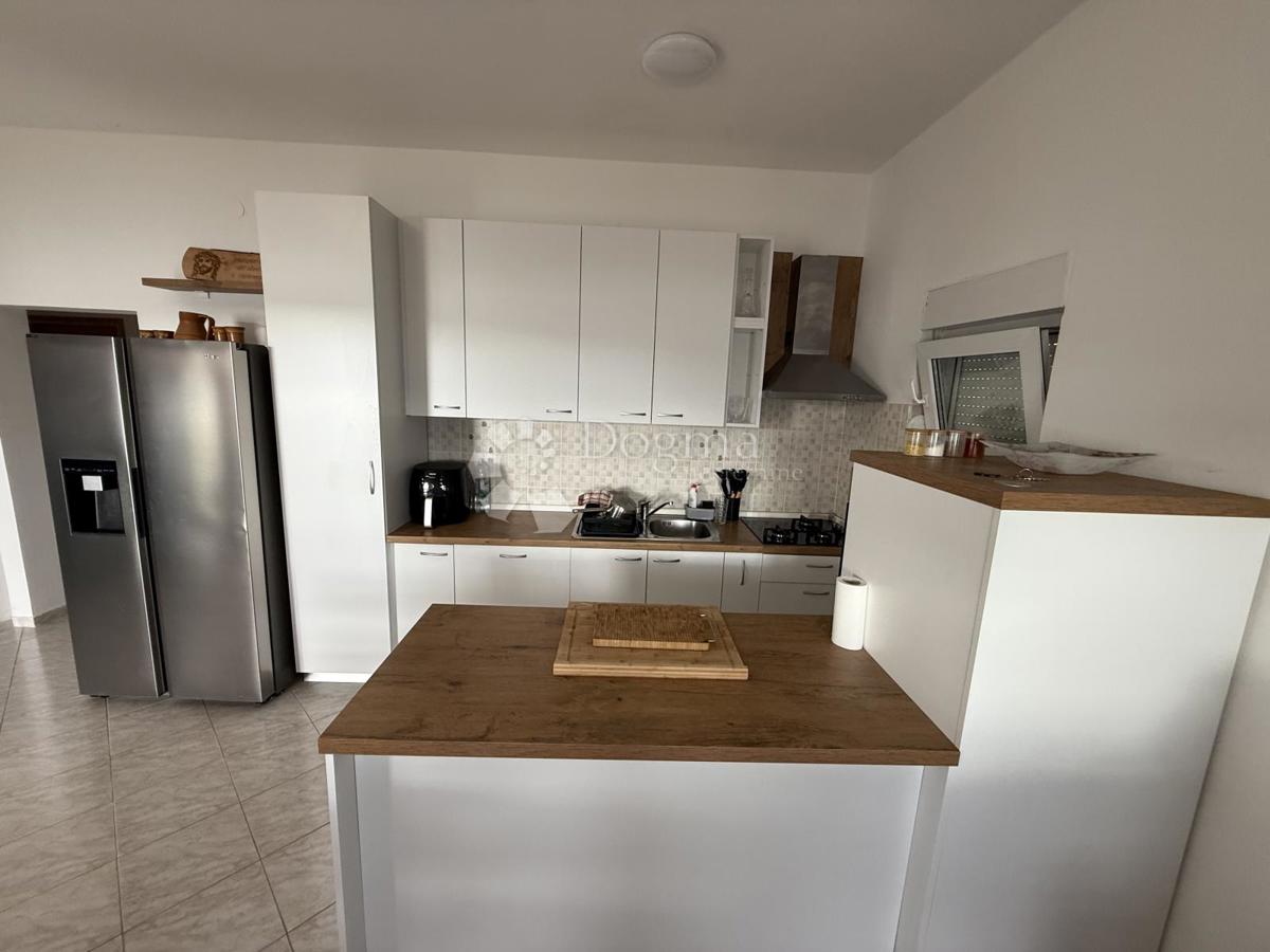 Casa Posedarje, 174m2