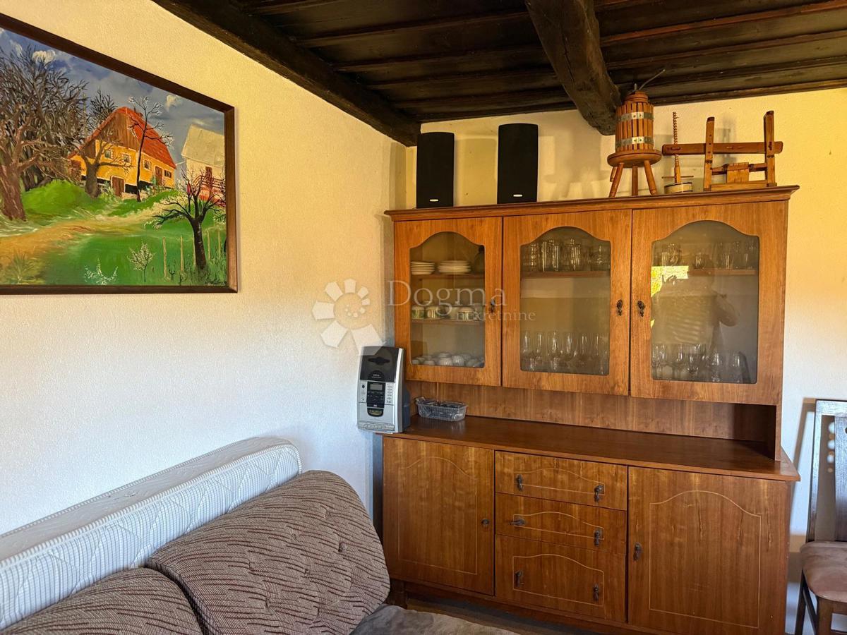 Casa Natkrižovljan, Cestica, 111m2