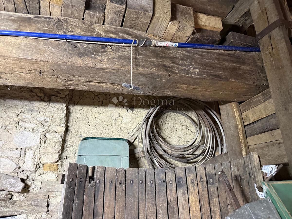 Casa Natkrižovljan, Cestica, 111m2