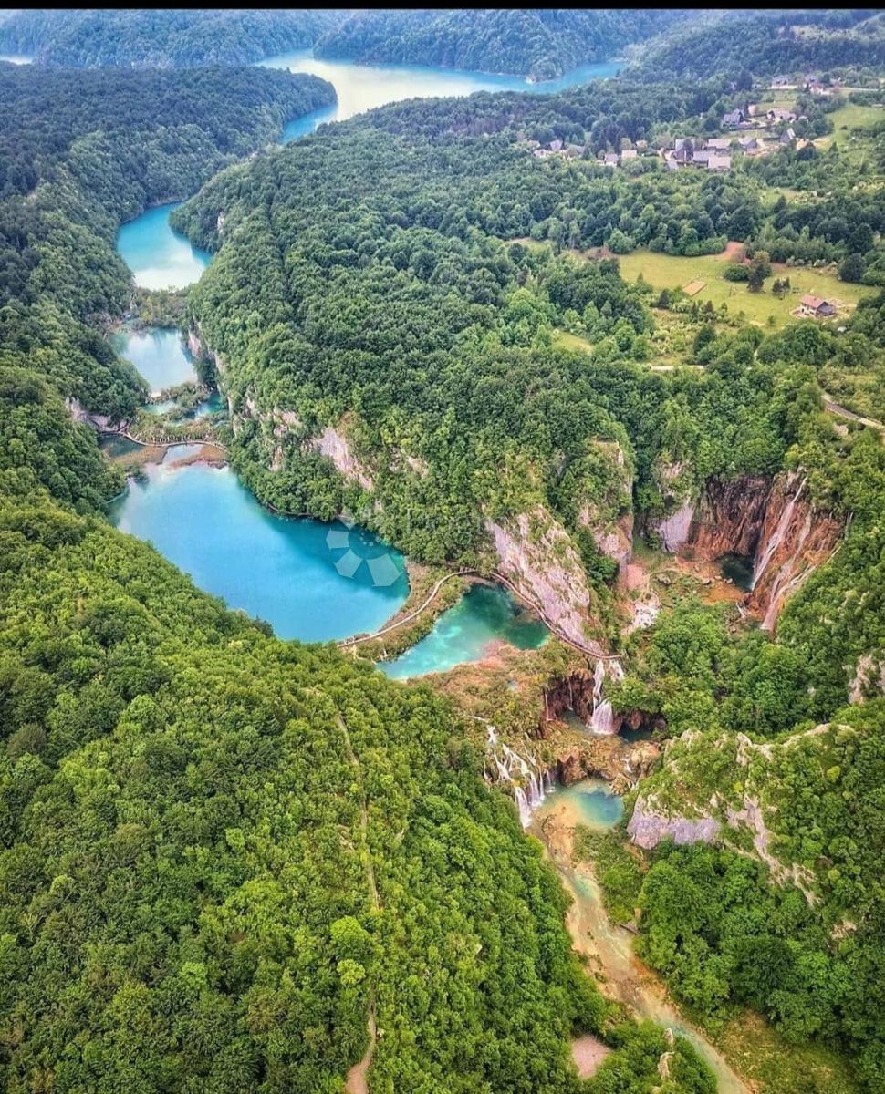 Terreno edificabile Kozjan, Plitvička Jezera, 6.661m2