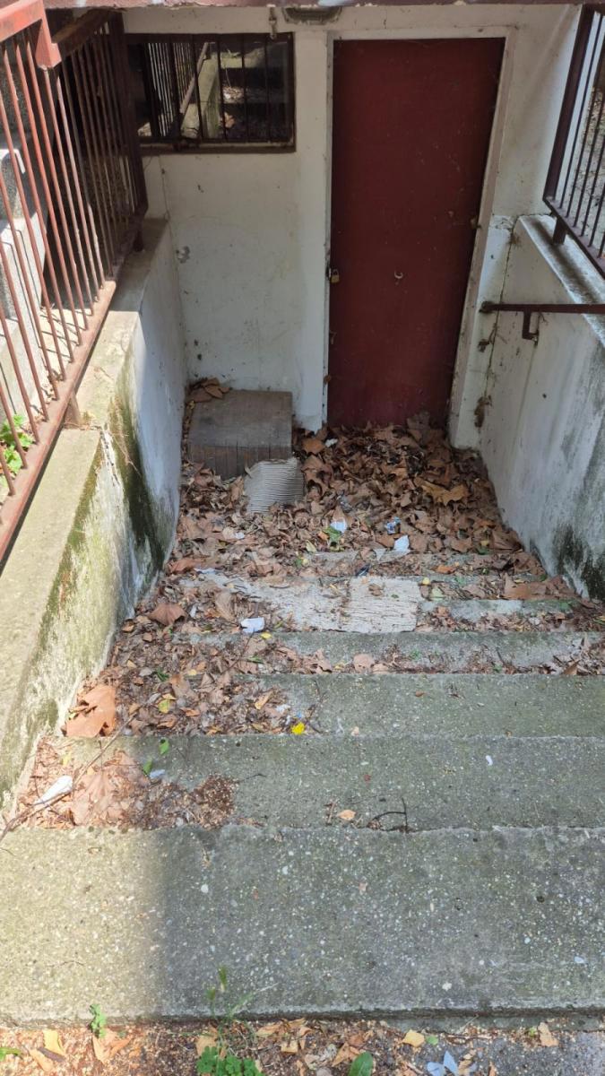 Locale commerciale Jug II, Osijek, 67,13m2