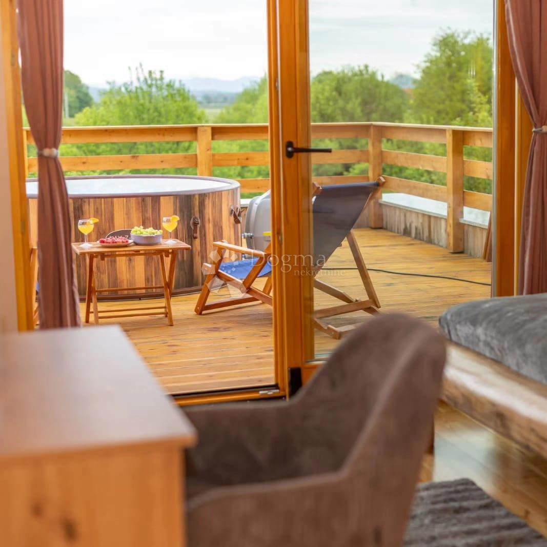 Casa Bukovac Perušićki, Perušić, 125m2