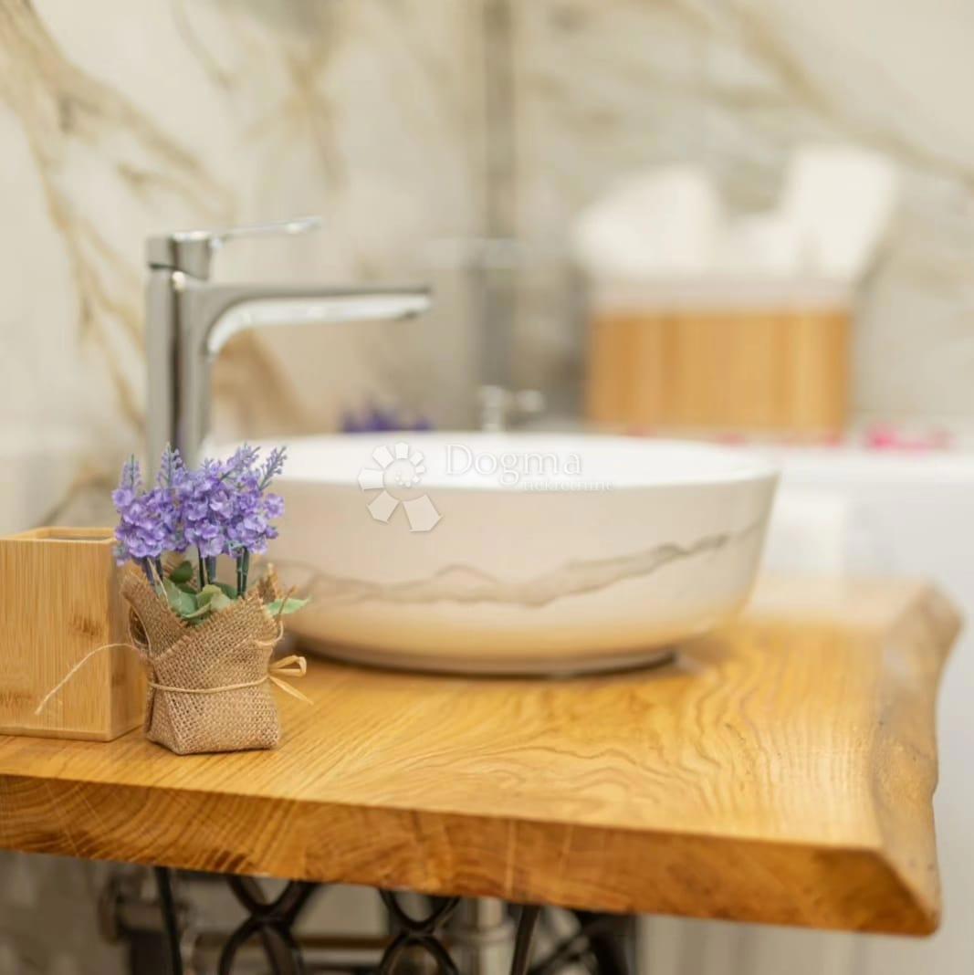 Casa Bukovac Perušićki, Perušić, 125m2