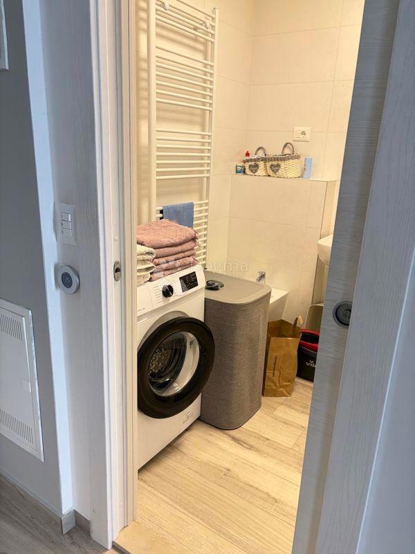 In vendita: moderno appartamento bilocale S8 al piano terra – Duilovo, Spalato