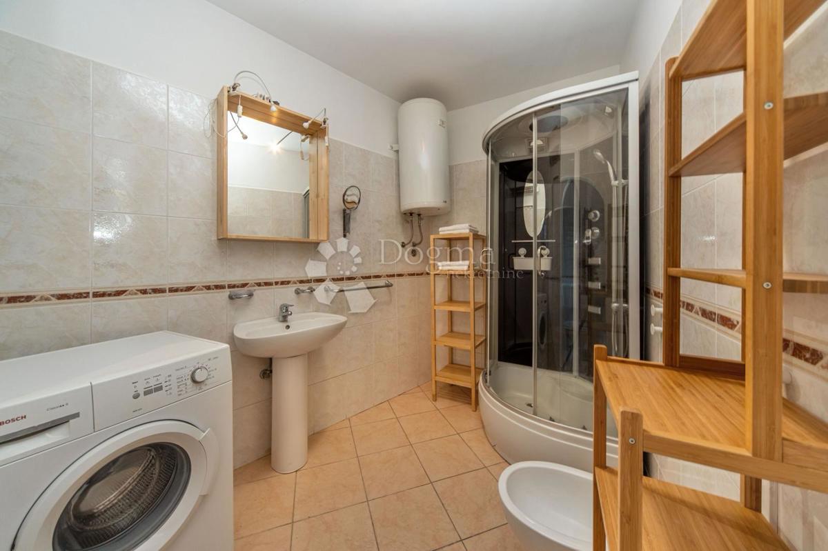 Allogio Centar, Rijeka, 89,06m2