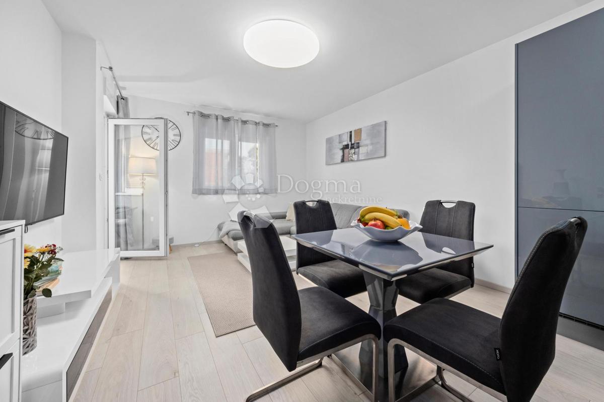 Allogio Centar, Pula, 55m2