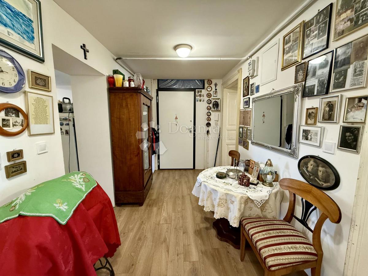 Fascino della Città Vecchia nel cuore di Kaptol