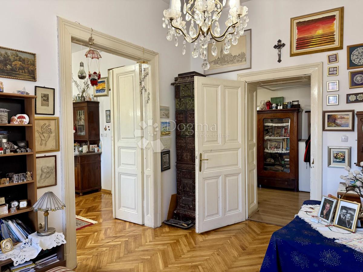 Fascino della Città Vecchia nel cuore di Kaptol