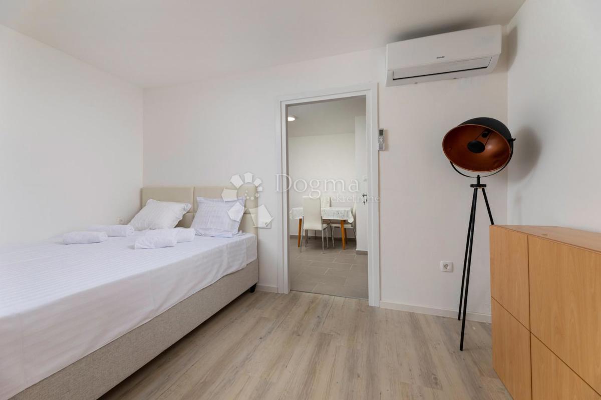 Casa Povile, Novi Vinodolski, 250m2