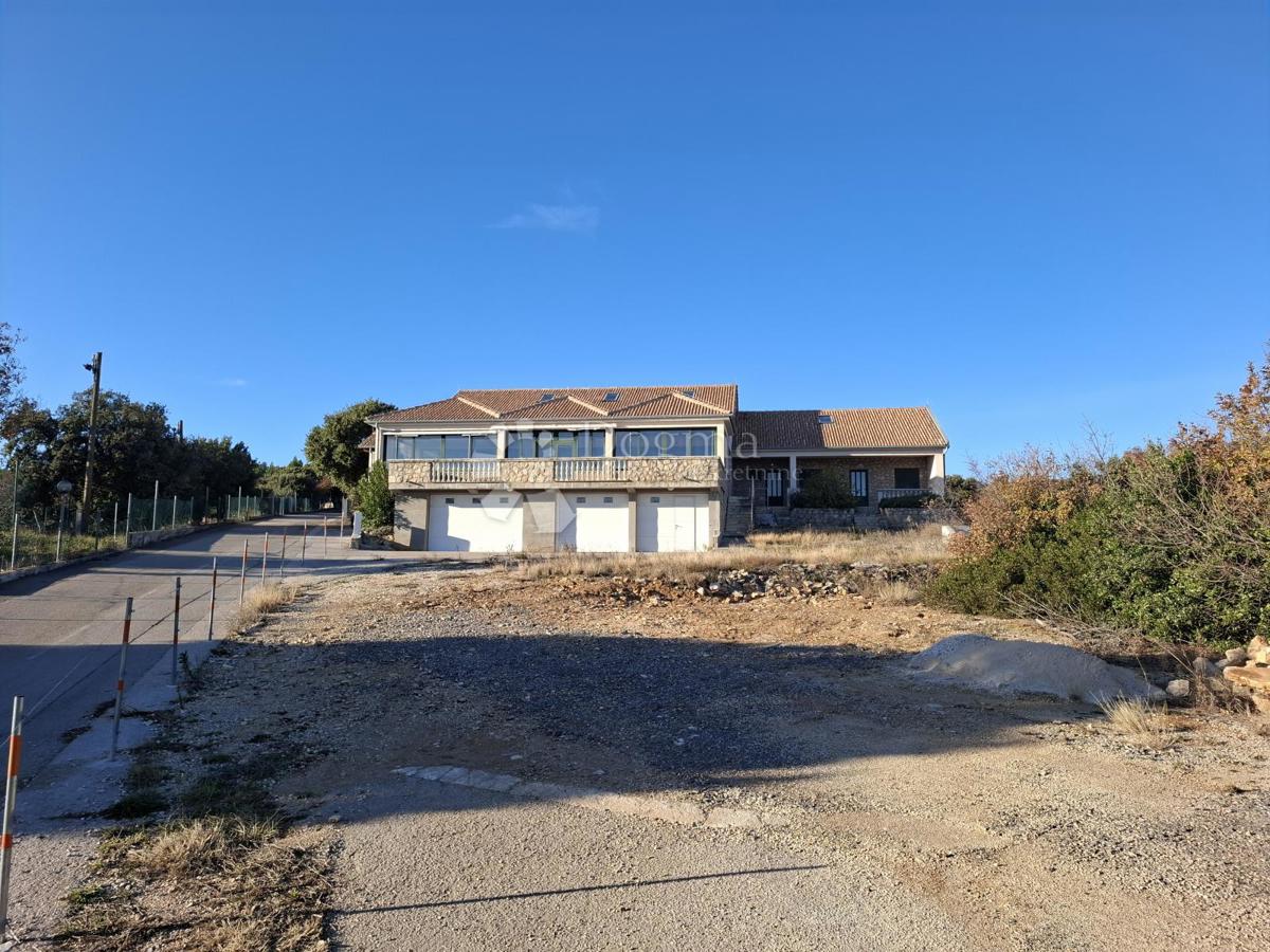 Casa Posedarje, 500m2