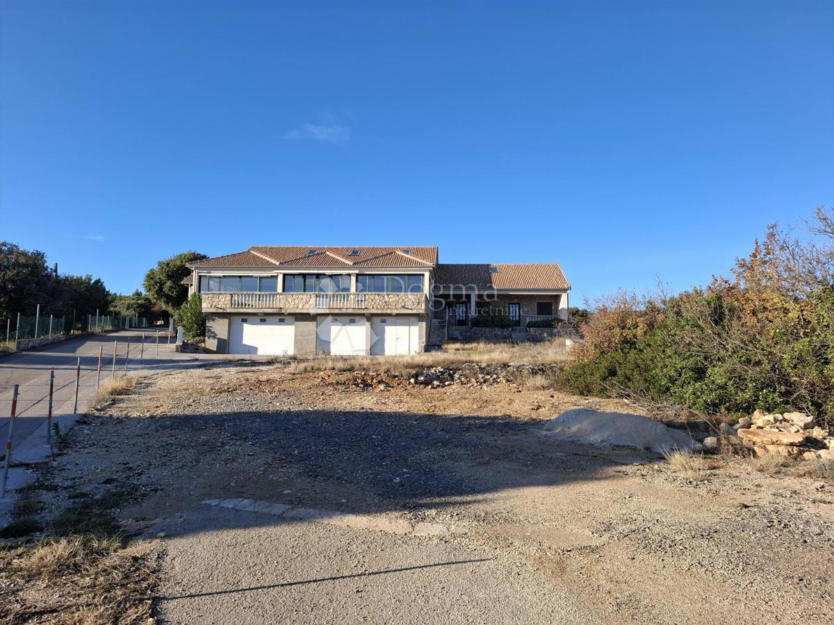 Casa Posedarje, 500m2