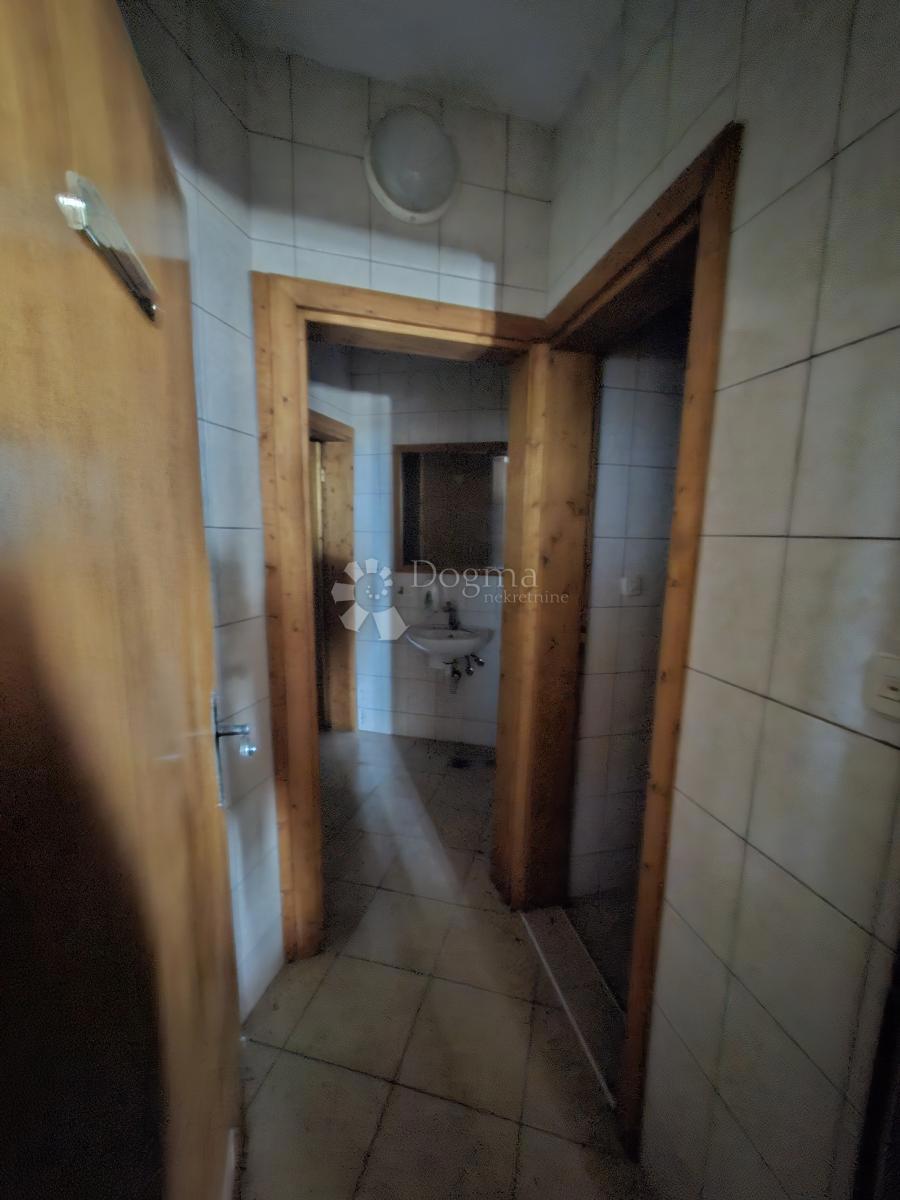 Casa Posedarje, 500m2