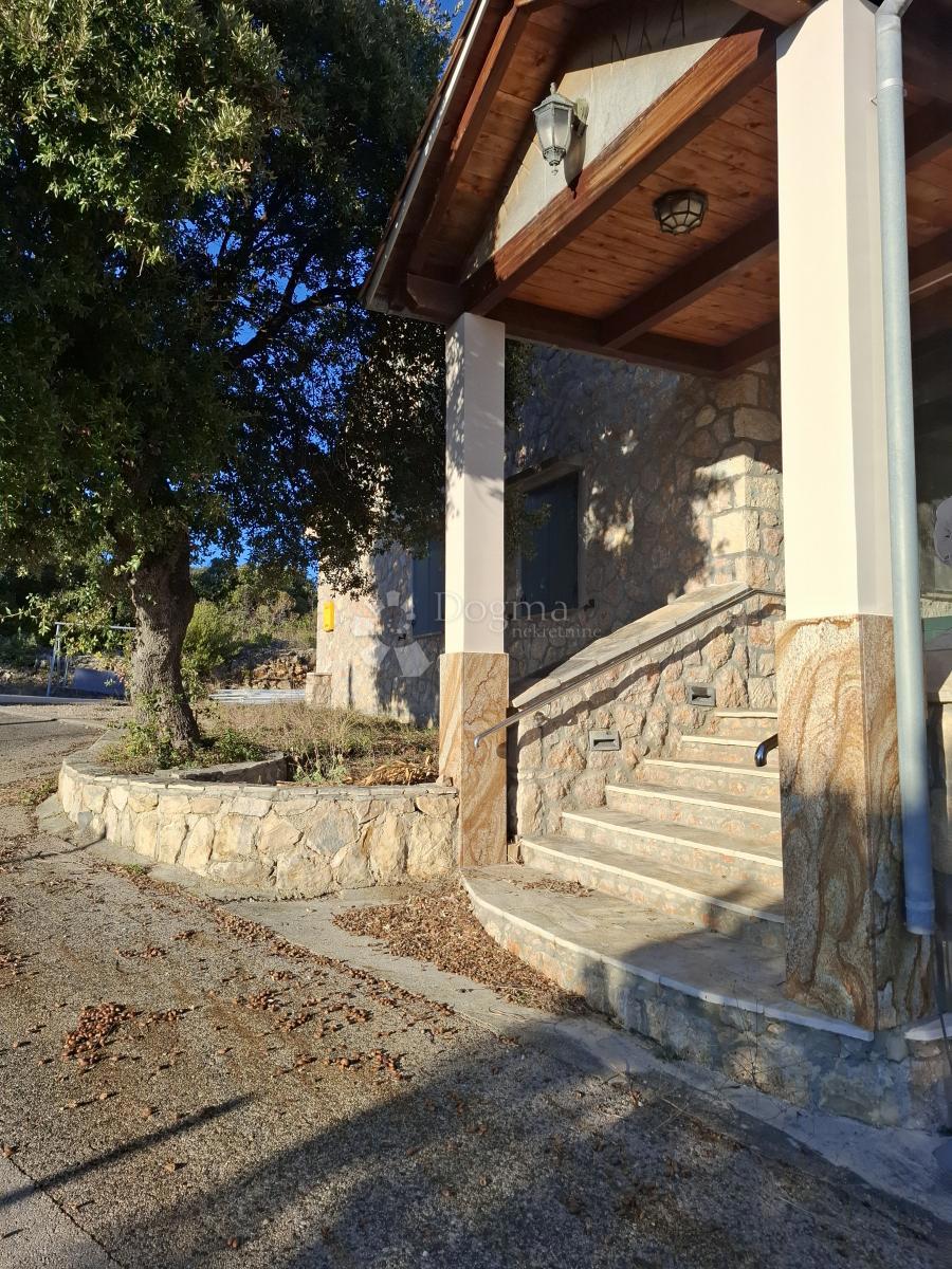 Casa Posedarje, 500m2