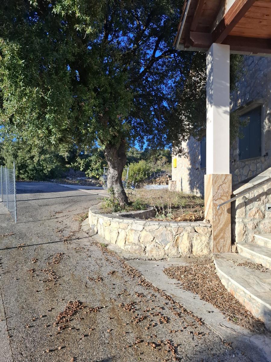 Casa Posedarje, 500m2