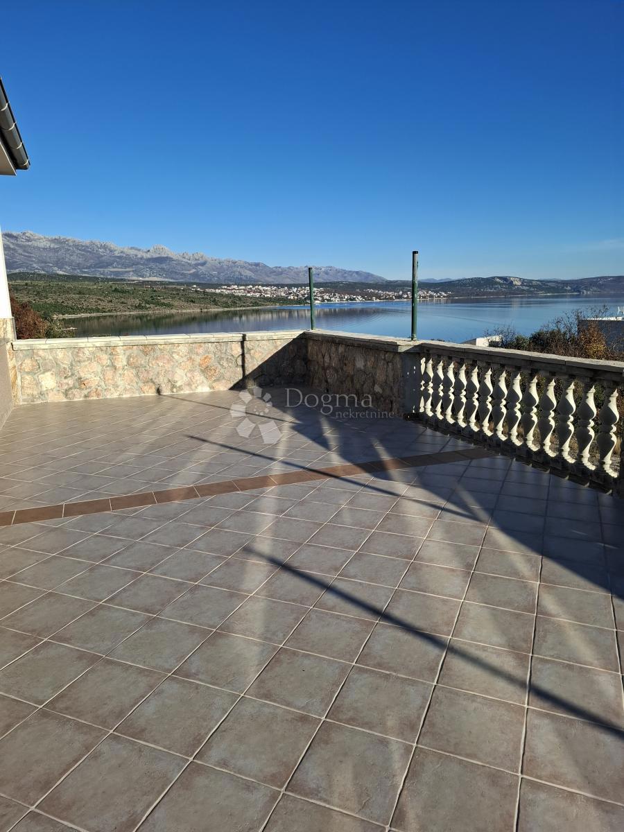 Casa Posedarje, 500m2