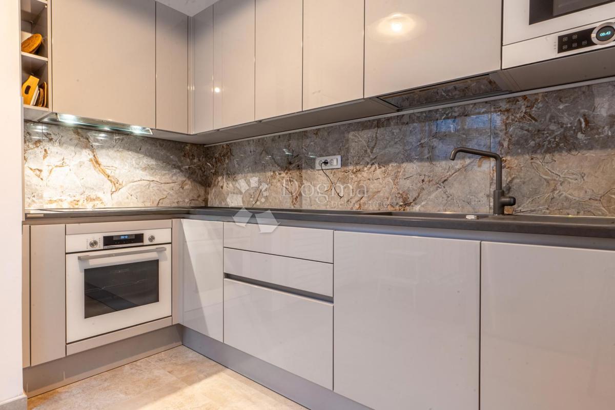 Allogio Pećine, Rijeka, 130,14m2