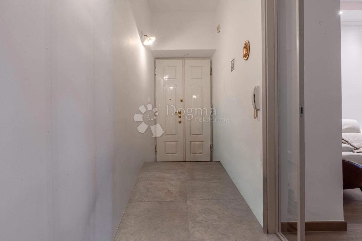 Allogio Pećine, Rijeka, 130,14m2