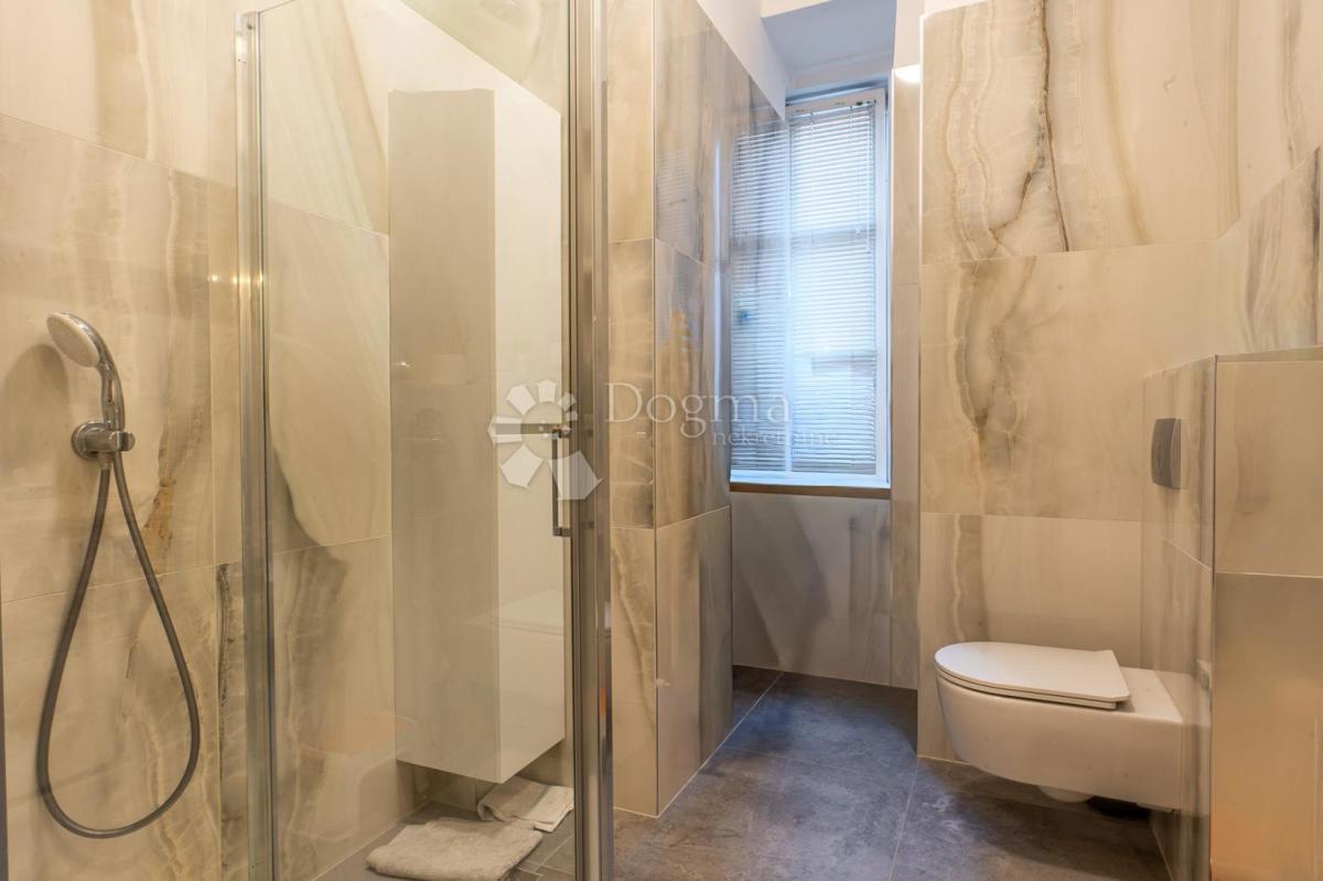 Allogio Pećine, Rijeka, 130,14m2