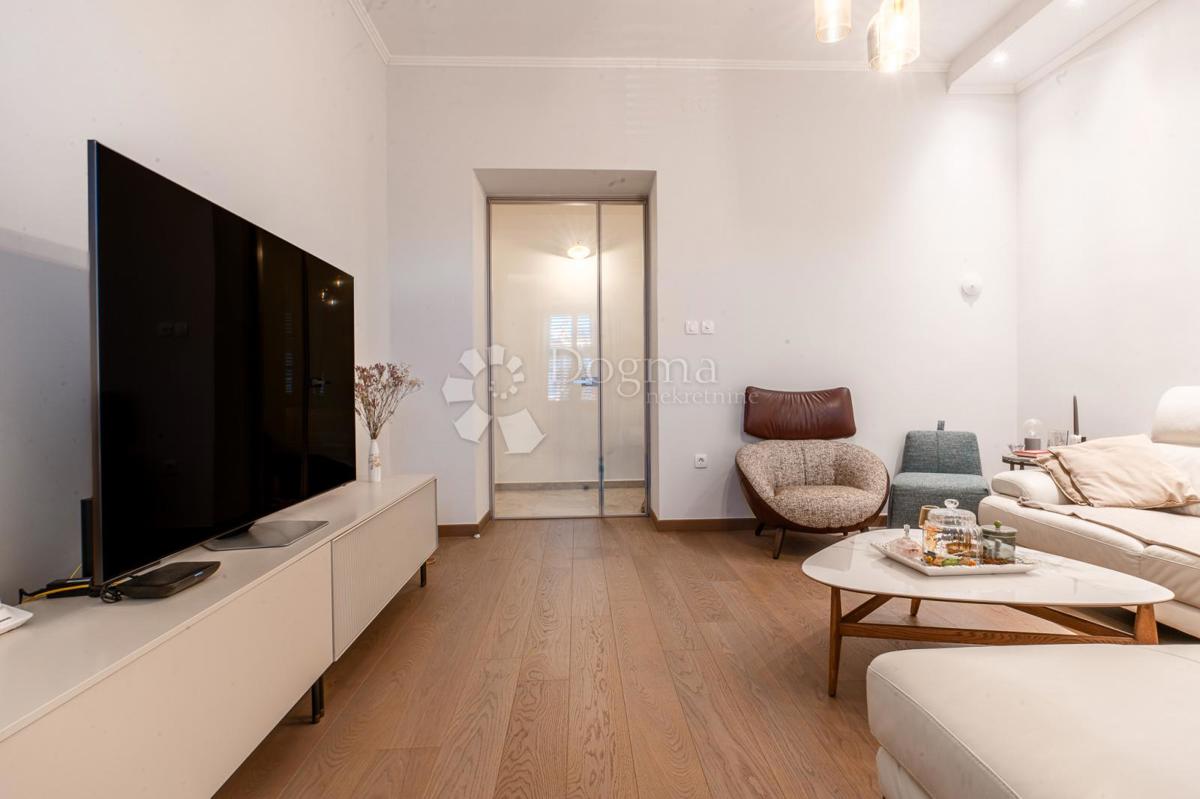 Allogio Pećine, Rijeka, 130,14m2