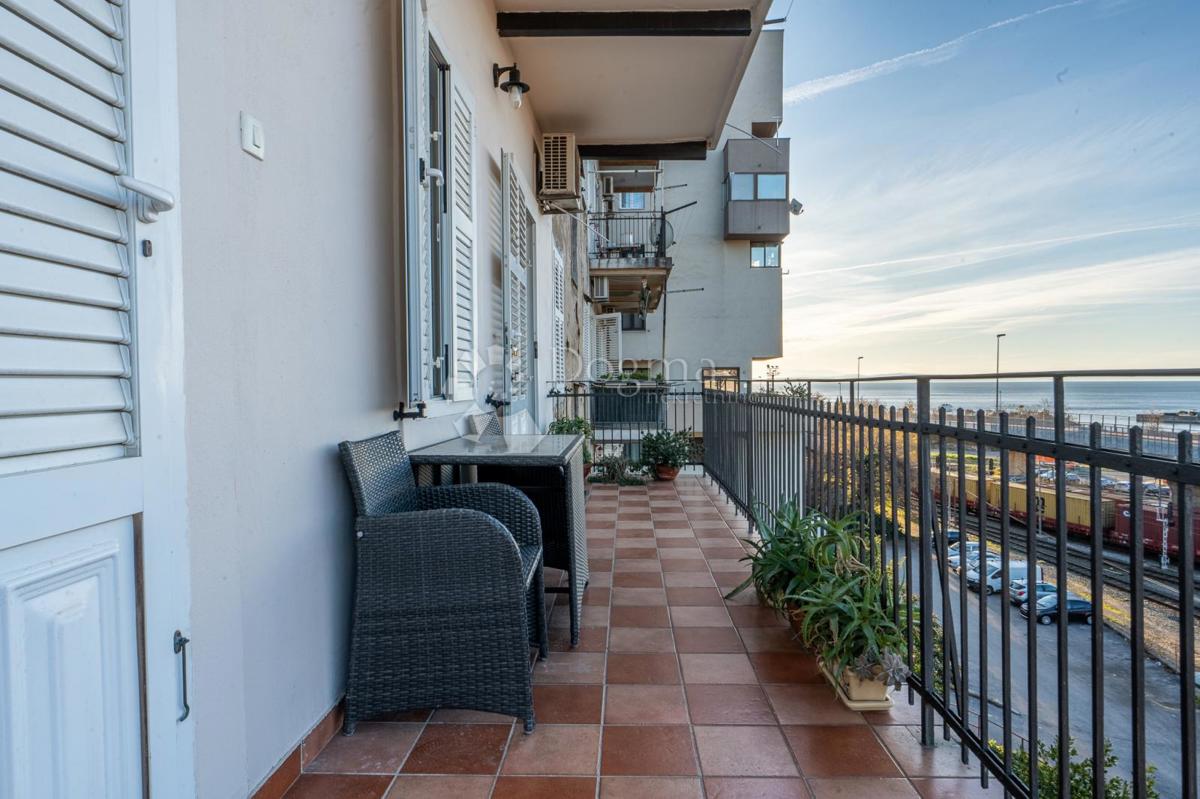 Allogio Pećine, Rijeka, 130,14m2