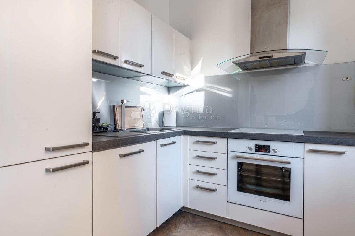 Allogio Centar, Rijeka, 66,86m2