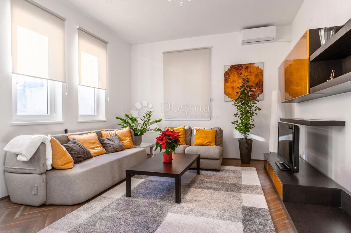 Allogio Centar, Rijeka, 66,86m2