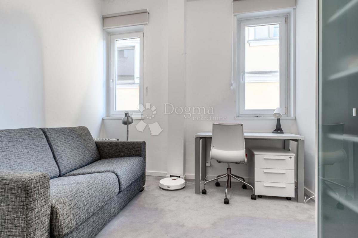 Allogio Centar, Rijeka, 66,86m2