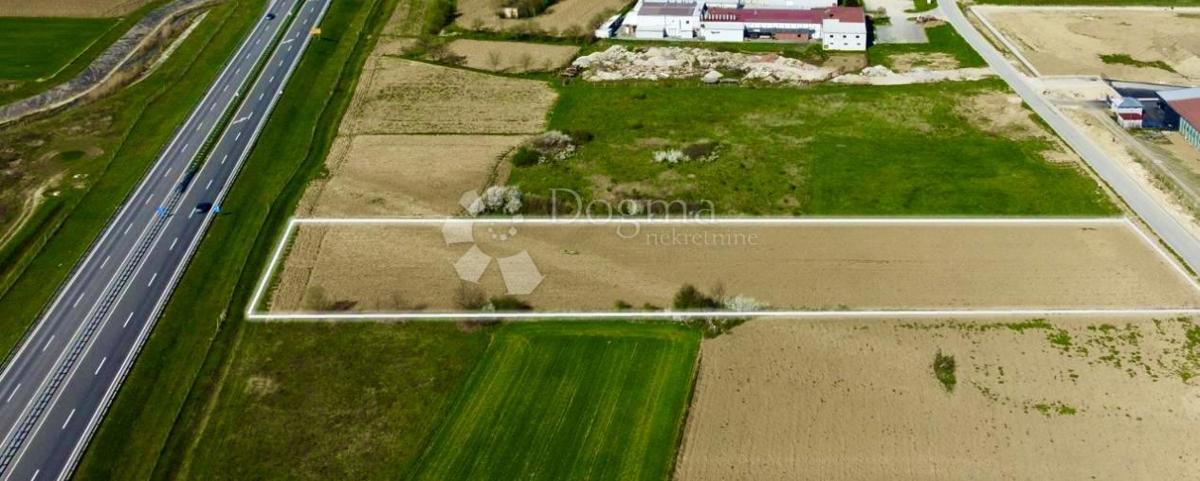 Terreno edificabile Cubinec, Križevci, 6.895m2