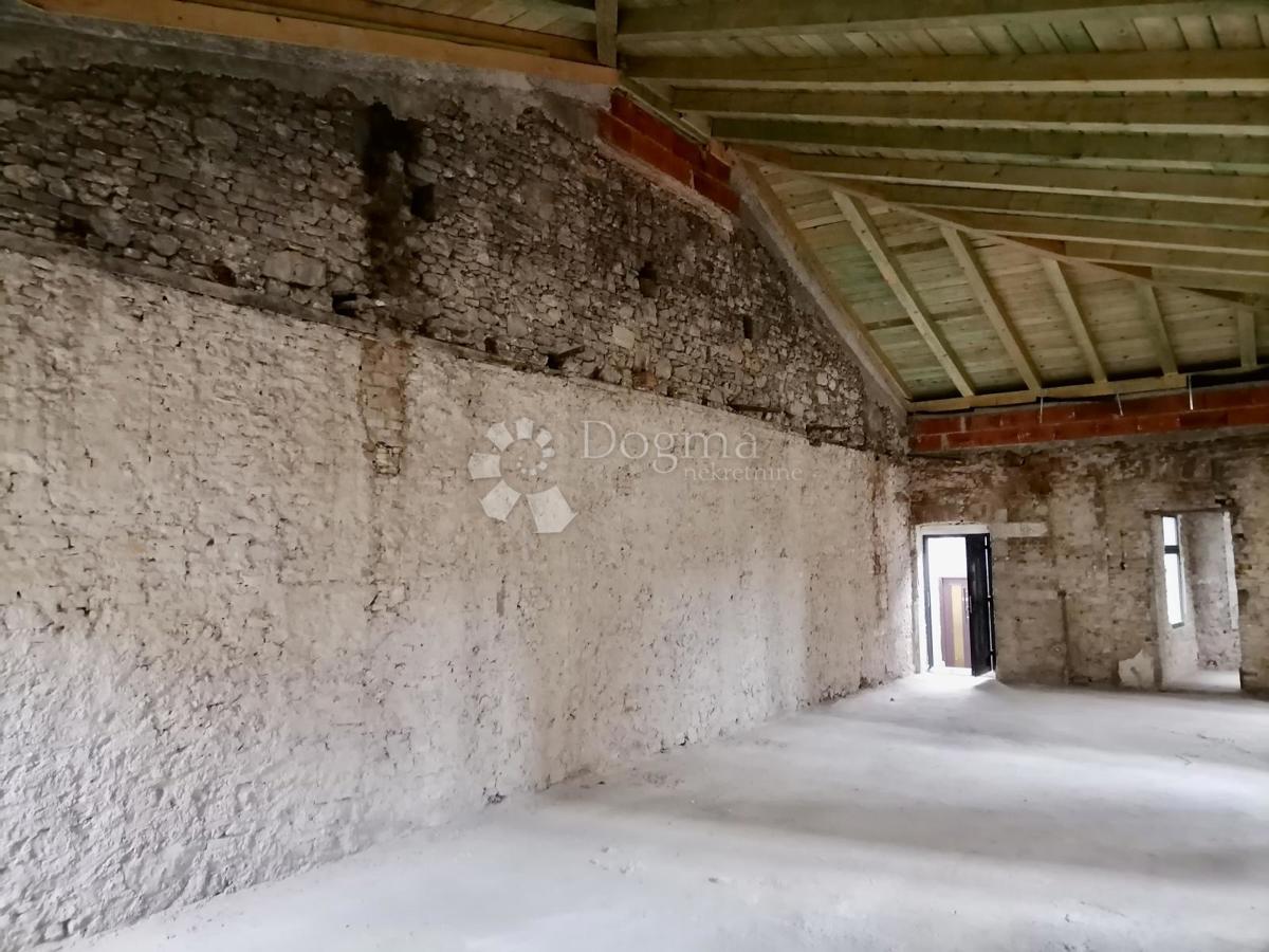 Allogio Banderovo, Rijeka, 90m2