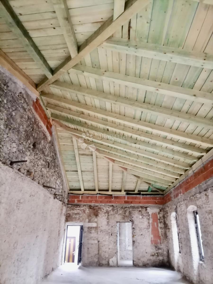 Allogio Banderovo, Rijeka, 90m2