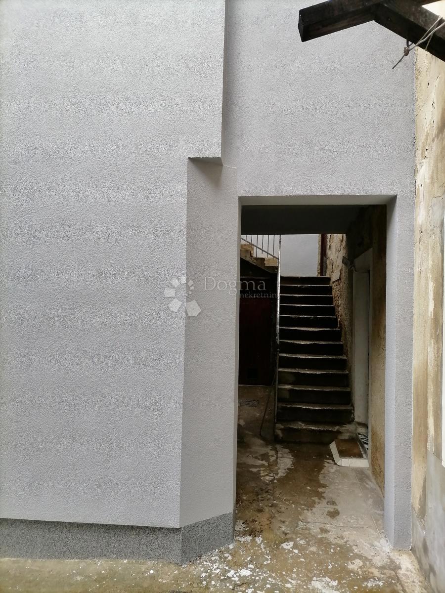 Allogio Banderovo, Rijeka, 90m2