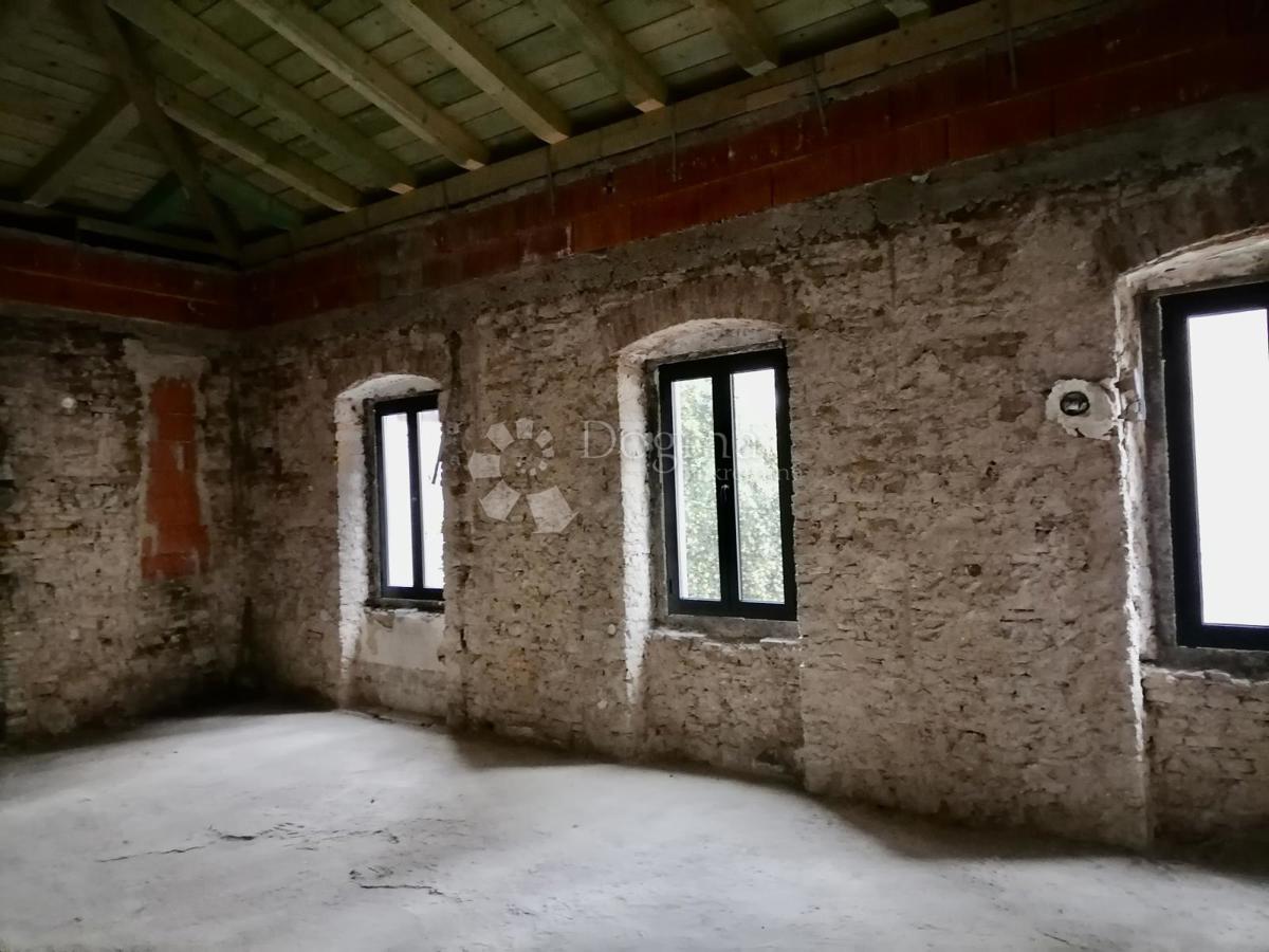 Allogio Banderovo, Rijeka, 90m2