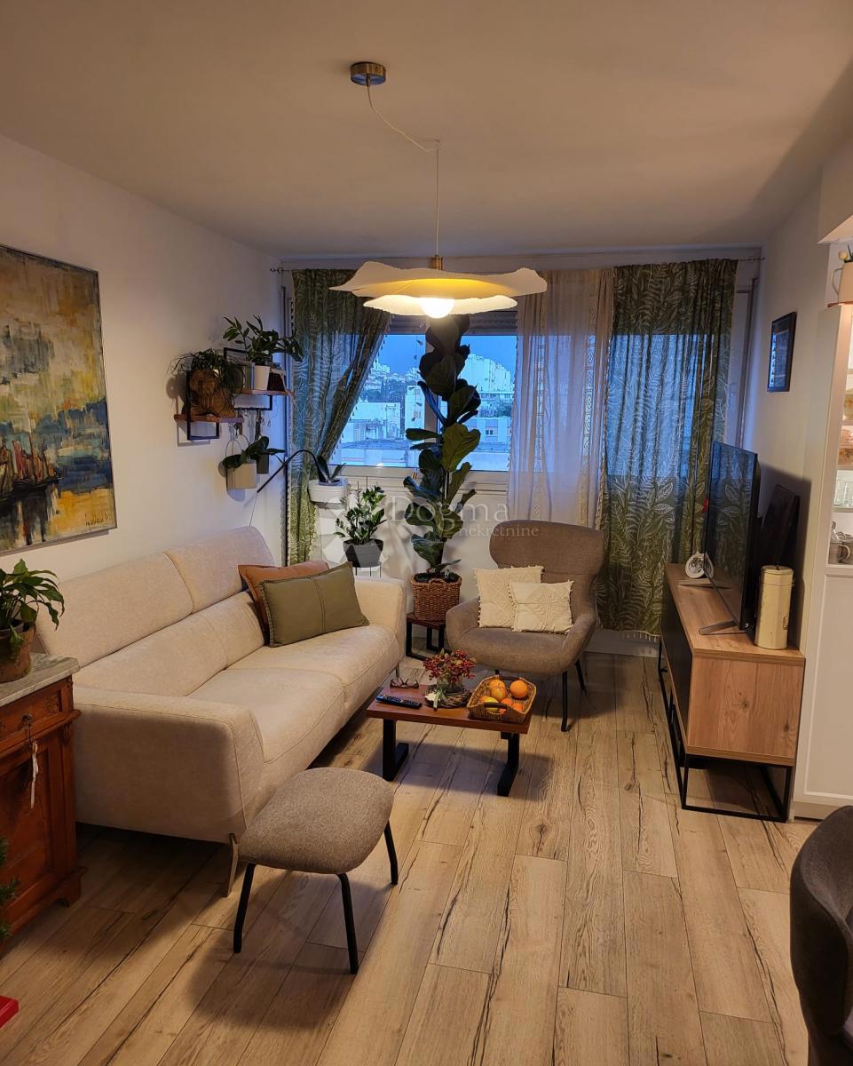 Allogio Gripe, Split, 68m2