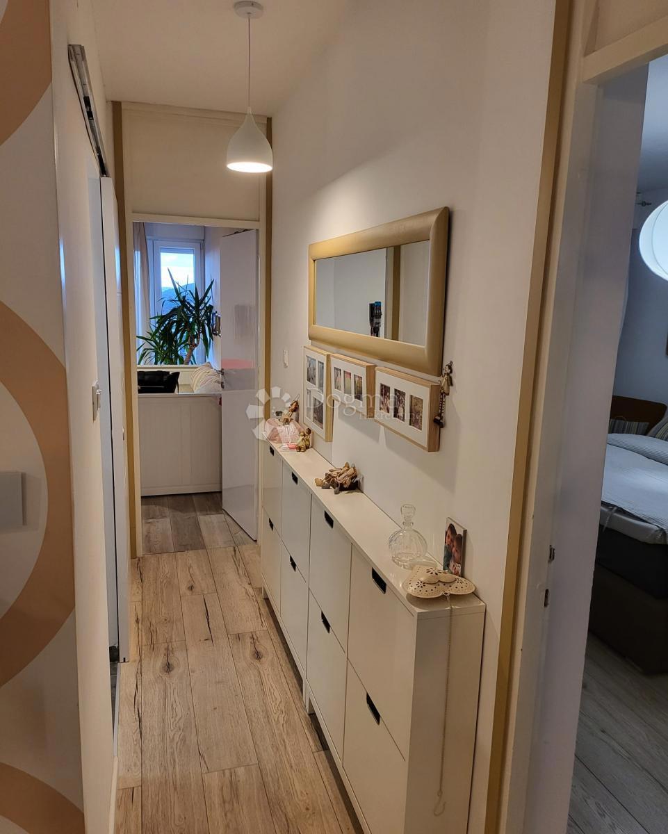 Allogio Gripe, Split, 68m2