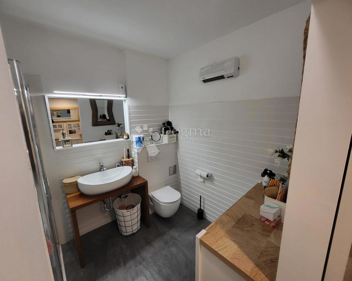 Allogio Gripe, Split, 68m2