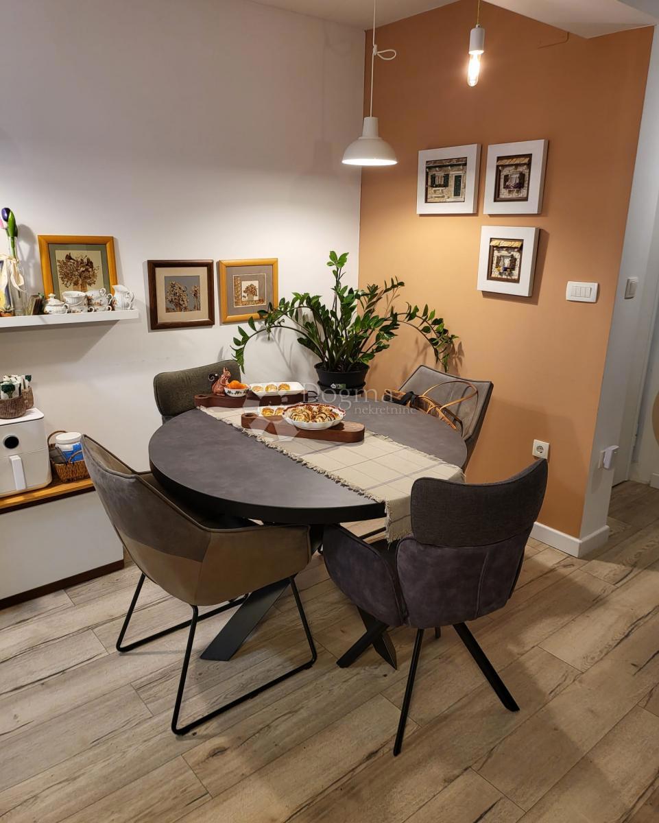 Allogio Gripe, Split, 68m2