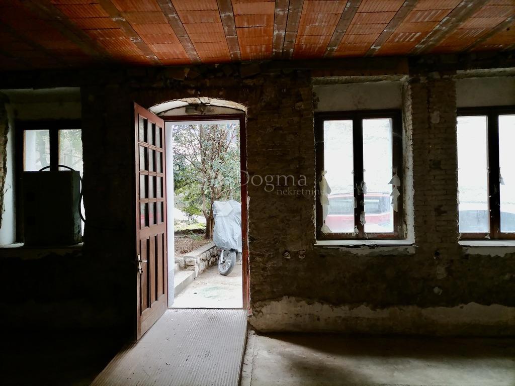 Allogio Banderovo, Rijeka, 76m2