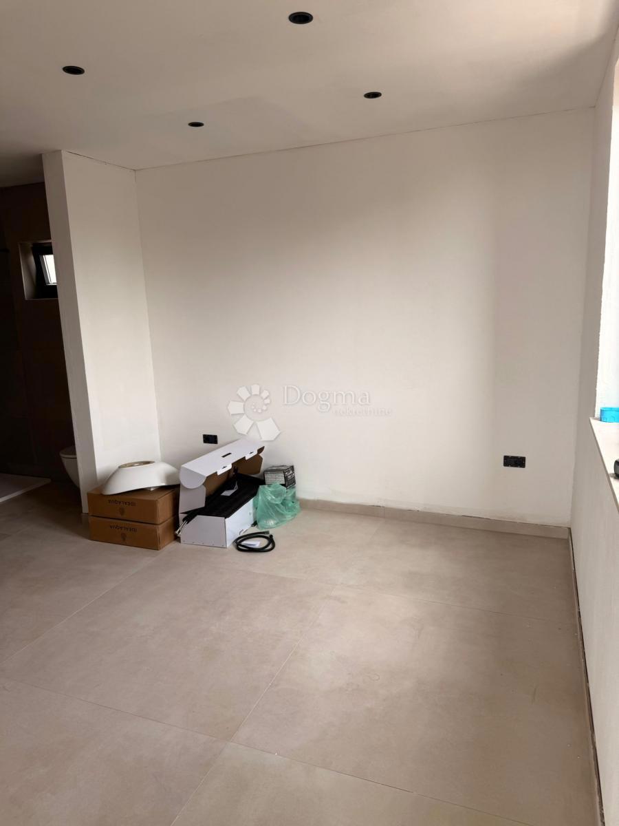 Appartamento Maslenica, Jasenice, 119,83m2