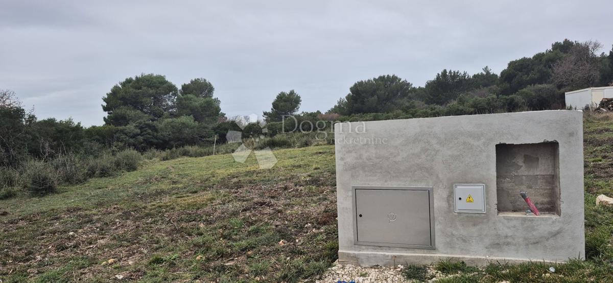 Terreno edificabile Monteserpo - Komunal, Pula, 700m2