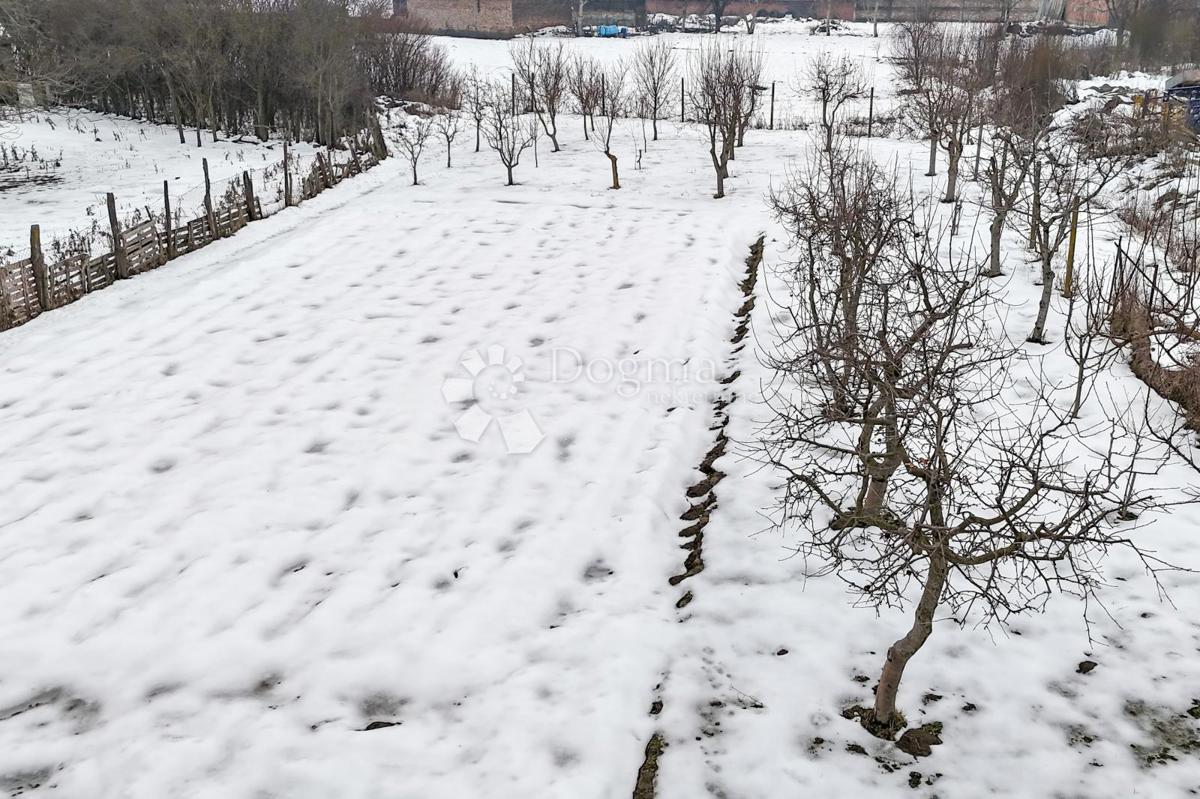 Locale commerciale Bobota, Trpinja, 130m2