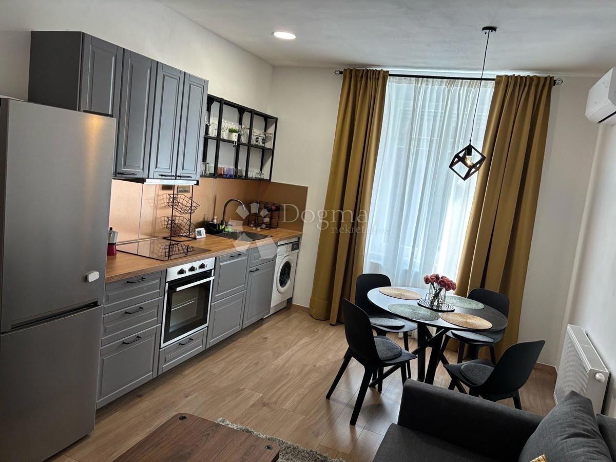 Allogio Centar, Gornji Grad - Medveščak, 44m2