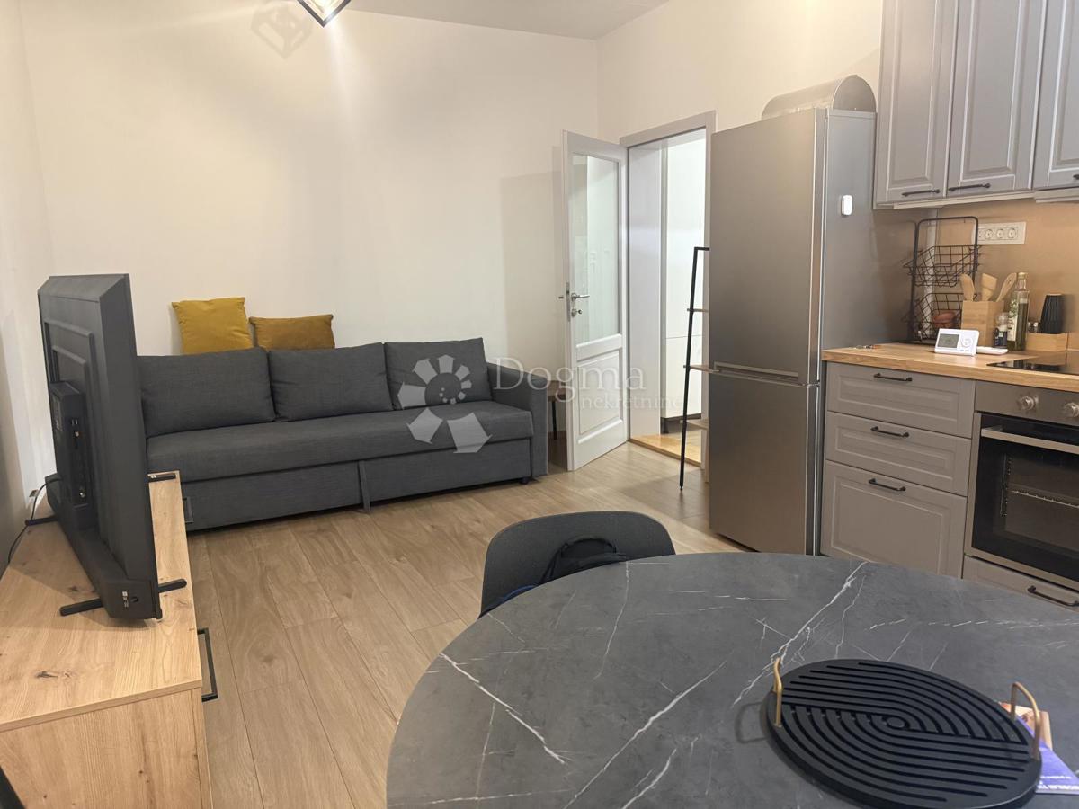 Allogio Centar, Gornji Grad - Medveščak, 44m2