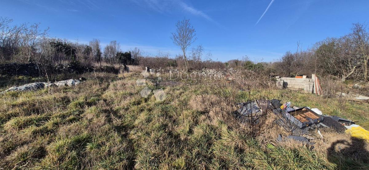 Terreno edificabile Rakalj, Marčana, 1.025m2