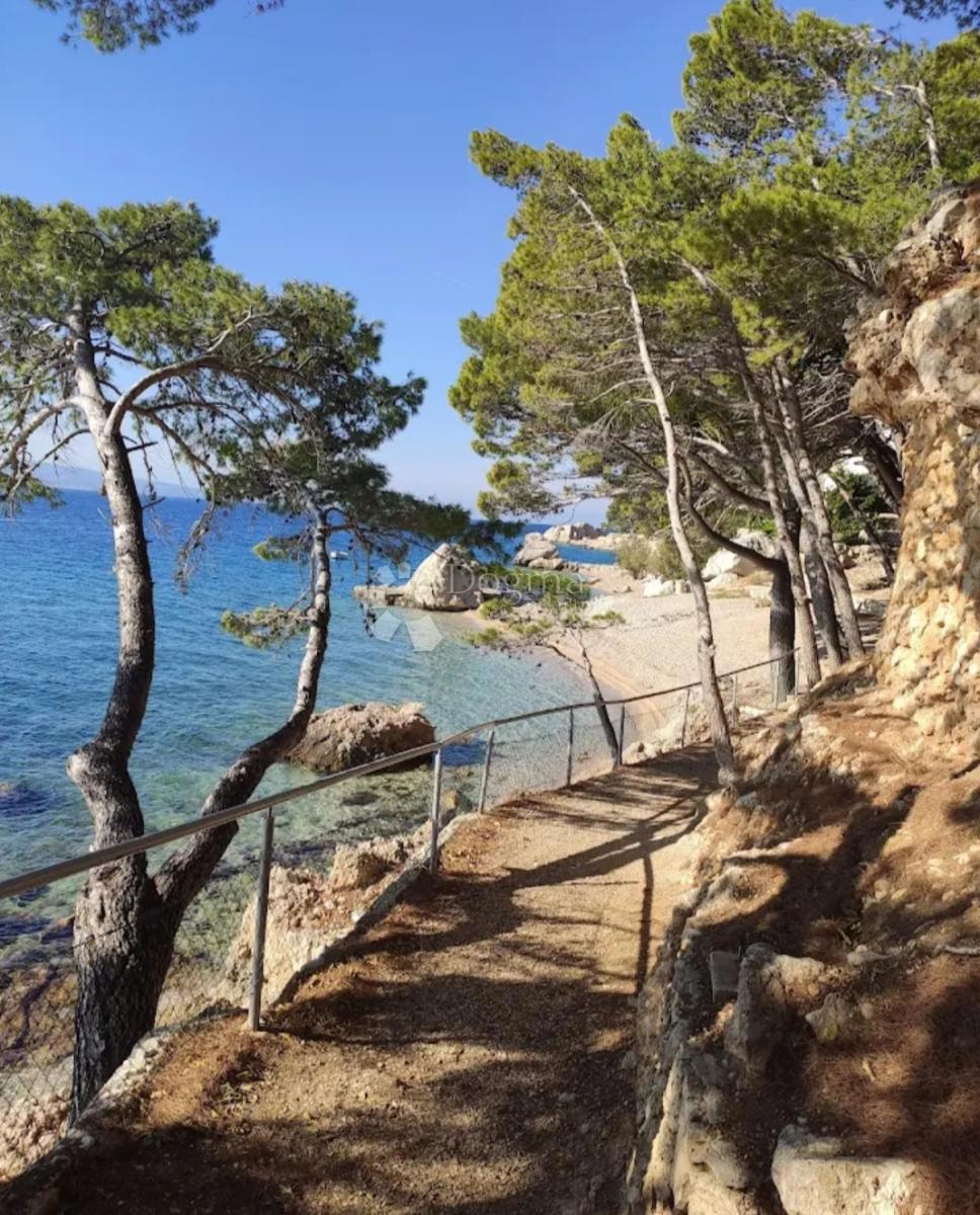 Terreno edificabile Omiš, 780m2